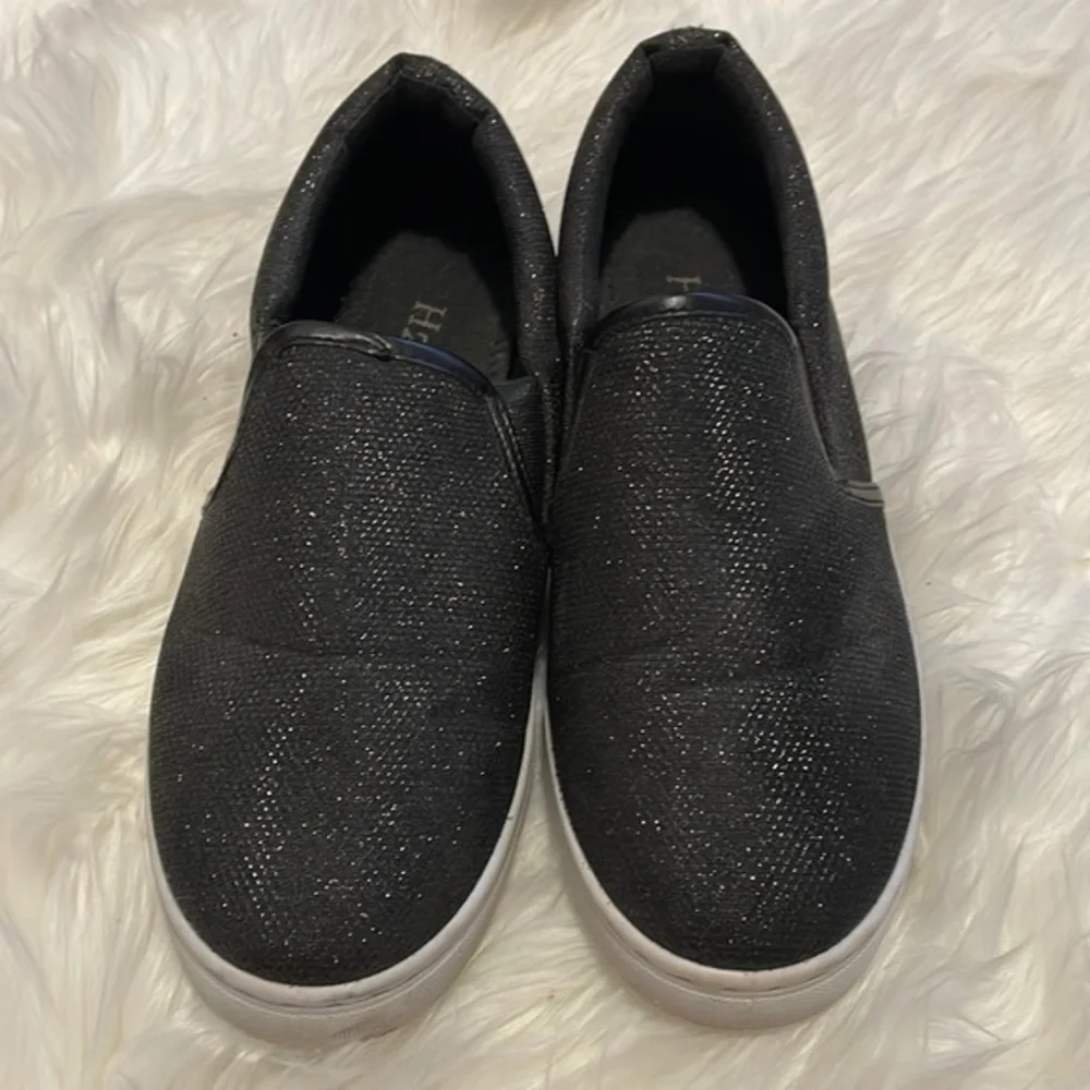 H2K sparkly black